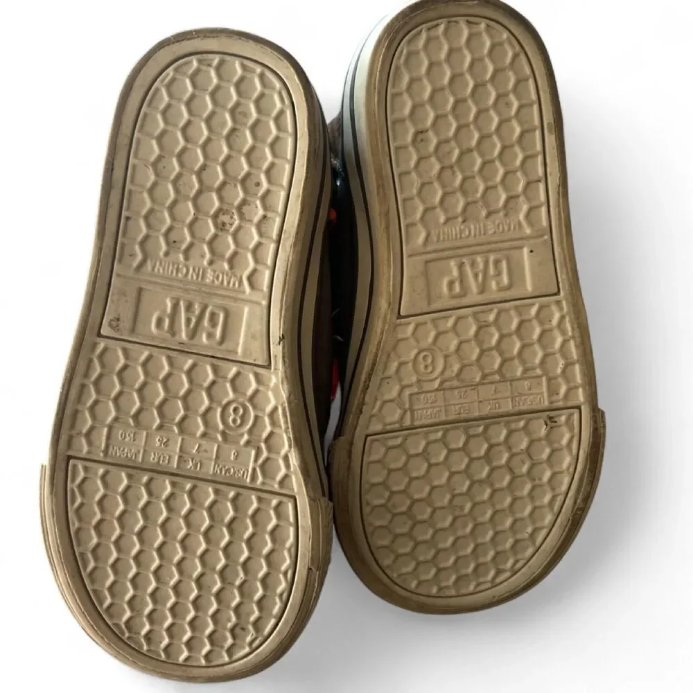 Boys size 8 GAP shoes